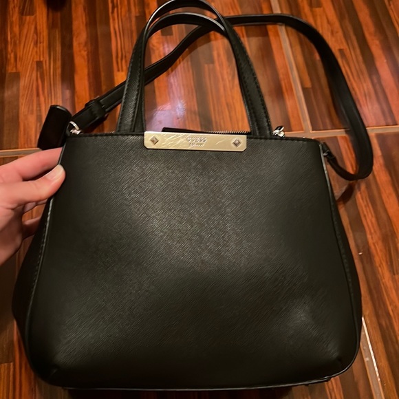 Guess crossbody/shoulder bag - Picture 1 of 9